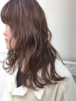 セミロング カラー yah iroのヘアスタイル