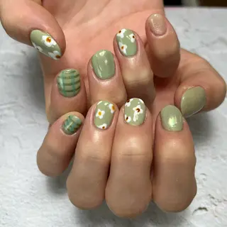 ネイル ♛ Meliaのネイルデザイン