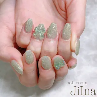 ネイル JiIna nailのネイルデザイン