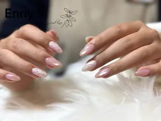 ネイル エニ キラのネイルデザイン