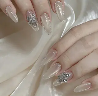 ネイル モニカネイルサロン 松戸店所属・小島 千尋のネイルデザイン