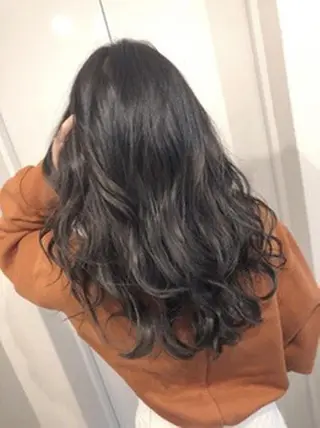 ロング カラー 店長 奈須 雄紀のヘアスタイル