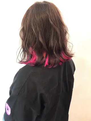 ミディアム カラー 平川 友希子のヘアスタイル