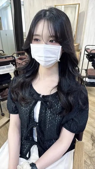 ロング カラー レイヤーカット❤︎ 韓国ヘア❤︎YUKAのヘアスタイル