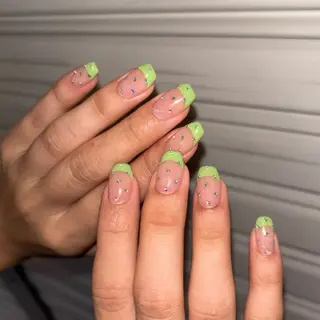 ミディアム cocoh塚本 kahoのネイルデザイン