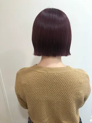ショート カラー MIOベージュカラー 柔らかいカラーのヘアスタイル