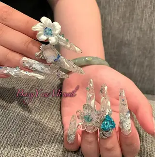 ネイル 相沢 さやかのネイルデザイン