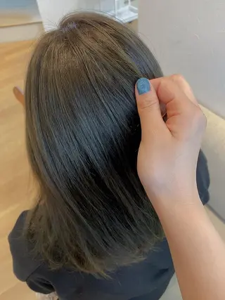 ミディアム カラー Ate by little所属・青木 梢のヘアスタイル