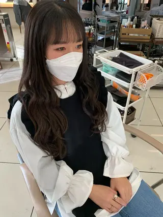 ロング カラー 羽エクステ🩷 🤍まき🤍のヘアスタイル