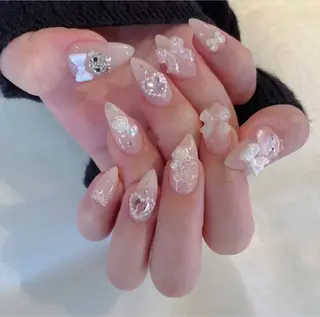 ネイル Lina nail所属・Luna 池袋のネイルデザイン