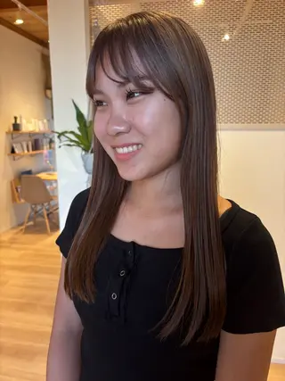 ロング カラー ann EYES 深井店所属・颯花 そはるのヘアスタイル