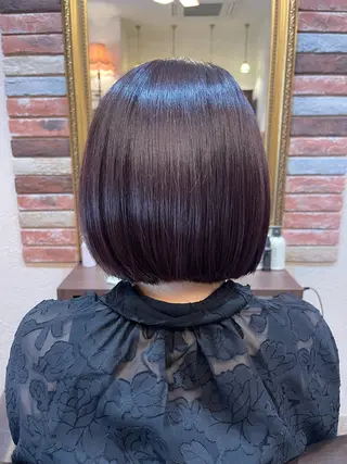 ミディアム 萱野 真奈のヘアスタイル