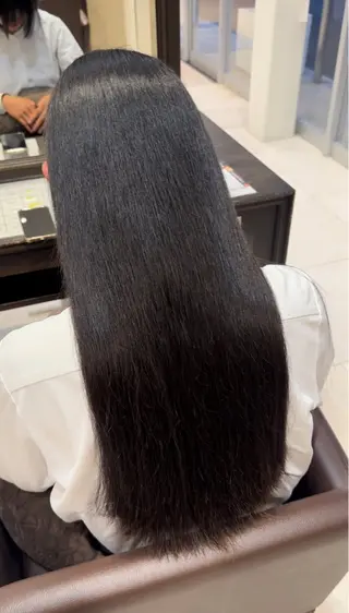 ロング 荒木 郁実のヘアスタイル