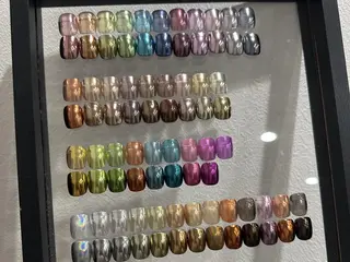 ネイル Dark Honey Ivyのネイルデザイン