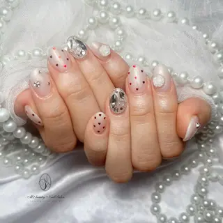 ネイル M2 BEAUTY Marieのネイルデザイン