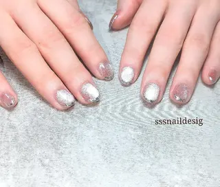 ネイル 塩見 聖子のネイルデザイン