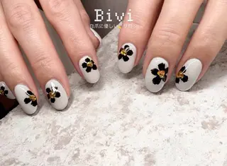 ネイル ♡Bivi♡自爪に 優しいネイルサロンのネイルデザイン