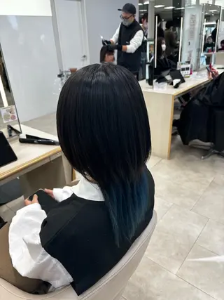 ミディアム 推し活/韓国/ブリー チカラーminamiのヘアスタイル