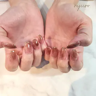 ネイル nailatelier nijiiro.所属・nijiiro🌈 サトウのネイルデザイン
