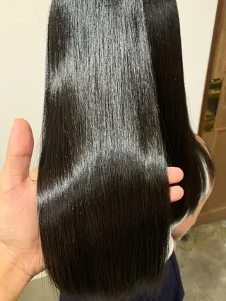 ロング Welila by haku所属・Yuuki ウェリラバイハクのヘアスタイル