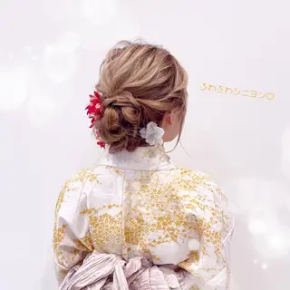 ミディアム ヘアアレンジ 💐レイヤー/透明感 カラー💐智口彩香のヘアスタイル