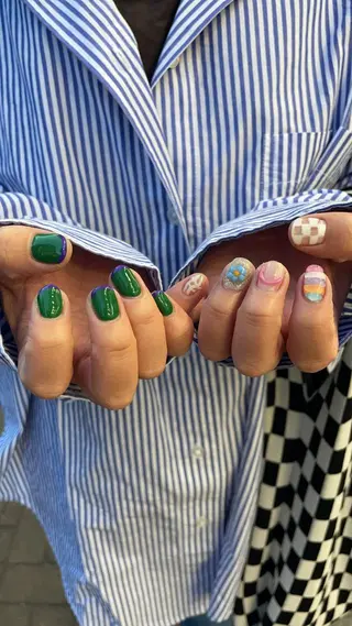 ネイル 個性派ネイル 🌼 ハルカ ♡の眉毛・アイブロウイメージ