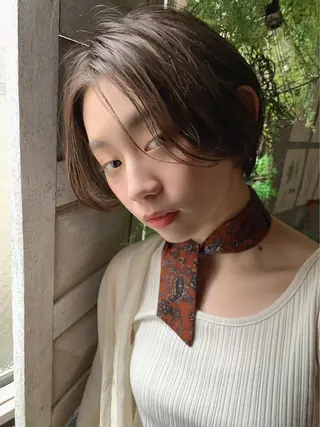 ショート カラー ブリーチなし✨艶髪 カラー𓃲YAGIのヘアスタイル