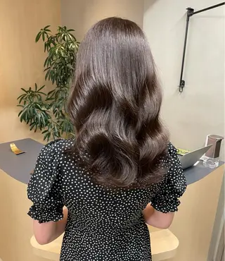 ミディアム ivy所属・🦋うる艶透明感ヘア 今井達也のヘアスタイル