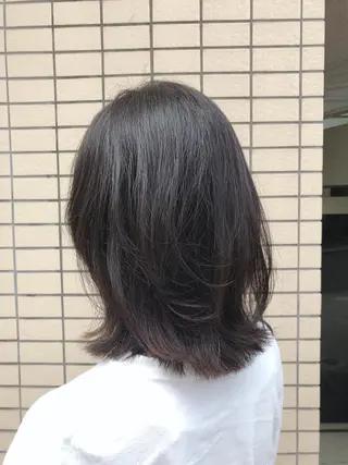 ミディアム 阿部 美咲のヘアスタイル