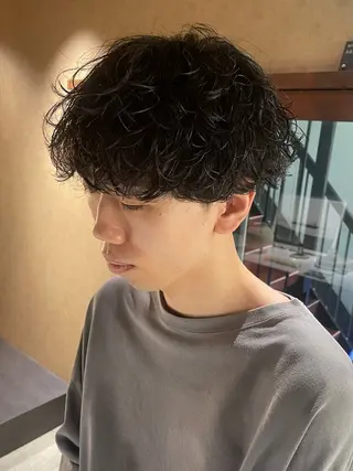 メンズ itsuki ／ 曲がる縮毛矯正のヘアスタイル