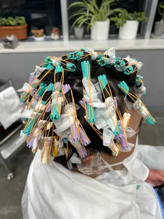 パーマ アートラッシュフォーヘア所属・柴田 新菜のヘアスタイル