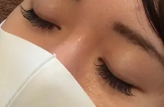 マツエク・マツパ Voyage serein 【ヴォヤージュスラン】所属・心斎橋　Voyage serein🌙のマツエク・マツパデザイン