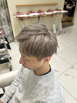 メンズ 艶髪/ブリーチなし Wカラー🌺yuiのヘアスタイル