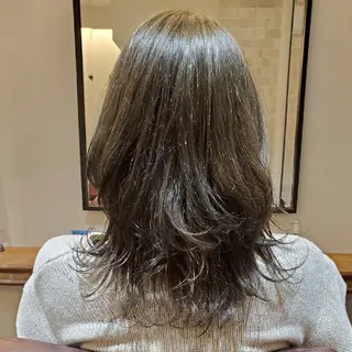 ロング 中山 凪沙のヘアスタイル