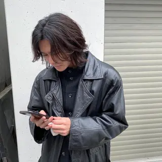 ミディアム メンズ パーマ、髪質改善 カズマのヘアスタイル