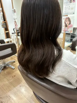 ミディアム アンスールミミ南草津店所属・真野 じゅんなのヘアスタイル