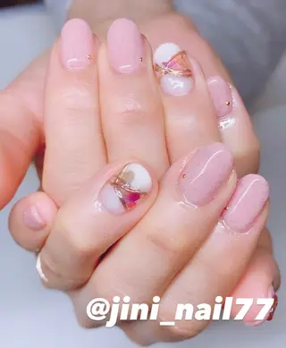 ネイル JINI NAIL所属・ジニ ネイルのネイルデザイン