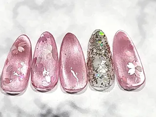 ネイル 矢野 美希のネイルデザイン