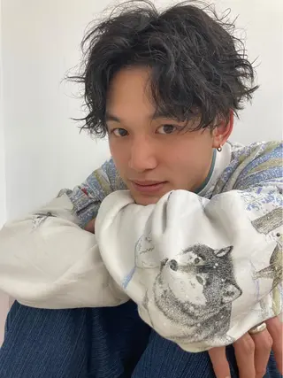 パーマ メンズ 🤎ベージュカラー 🐶メンズパーマのヘアスタイル