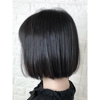 ショート カラー KIZU 髪質改善 怪談を語る美容師のヘアスタイル