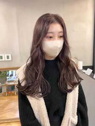ロング カラー パーマ ヘアアレンジ ハル🌸柔色/ ブリーチなし/艶髪のヘアスタイル