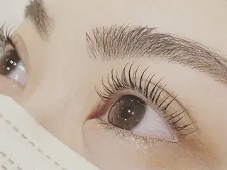 パーマ FammePure辻堂店所属・femmepure 辻堂店のマツエク・マツパデザイン