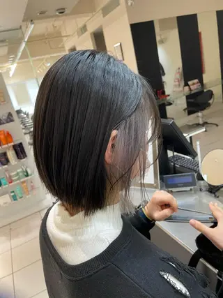 ショート 大山 真衣のヘアスタイル