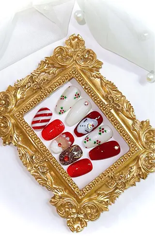 ネイル À  LANA所属・NEWオープン À LANAのネイルデザイン