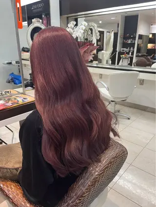 ロング カラー サロンドボーテレイ所属・タナカ Tanakaのヘアスタイル