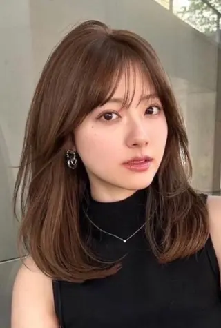 ミディアム Aura所属・丸山 心 / 艶カラーのヘアスタイル