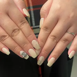 ネイル Lino U nanakaのネイルデザイン