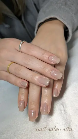 ネイル nail salon rita所属・柴田 理紗のネイルデザイン