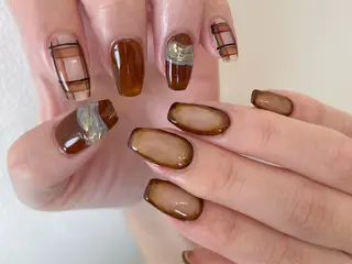 ネイル essence所属・pétit maakoのネイルデザイン