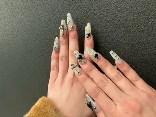 ネイル Tini ANA.CHUOのネイルデザイン